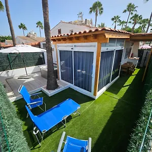 Luxury With Privacy And Jacuzzi Chalet